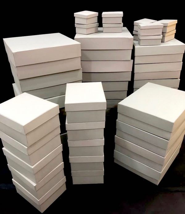 Rigid Grey Colored Boxes